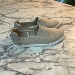 Nautica Beige Slip-On Sneakers Size 9